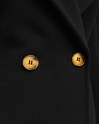 tylischer Mantel für den Herbst
modischer Damenmantel in italienischem Stil
hochwertiger Damenmantel aus Prato
Mantel für schlanke Frauen 34–40
figurbetonter Damenmantel mit Taillengürtel