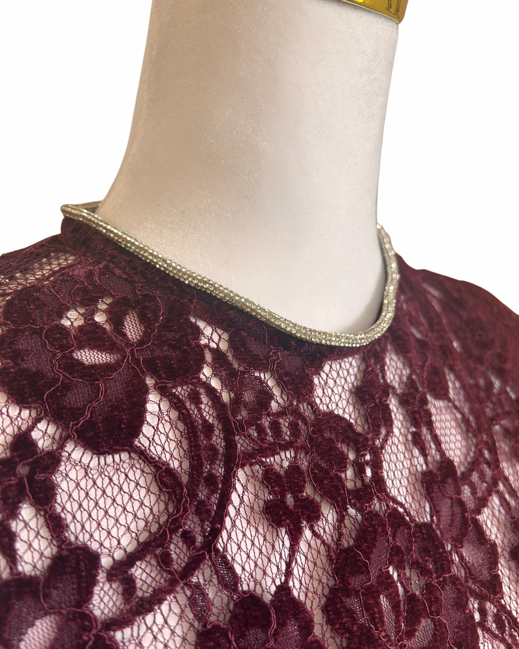 Lace Body Wine Red

Burgundy Lace Bodysuit

Roter Body Damen Spitze

Weinrot Party Outfit Damen