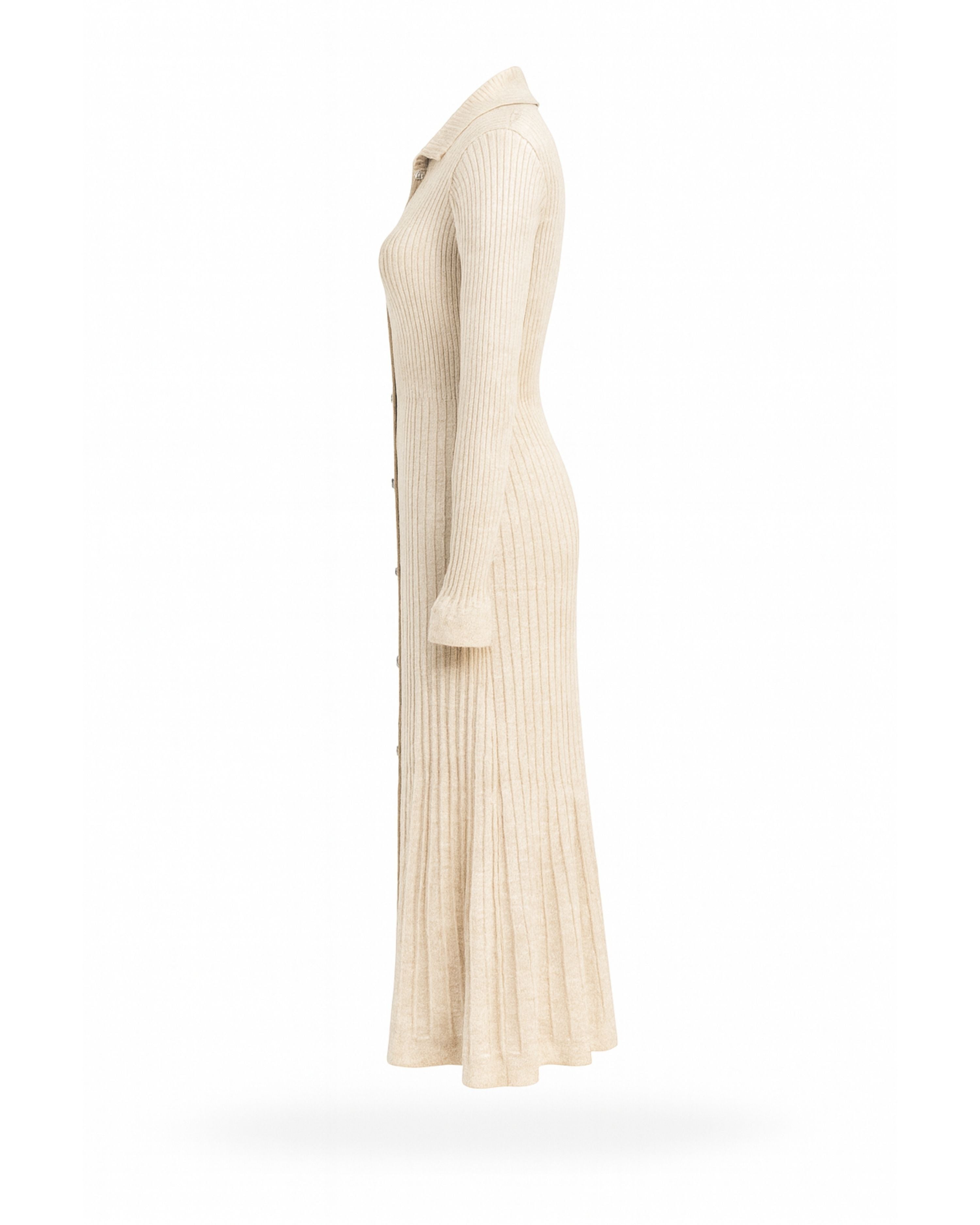 Damenkleid Beige Strick
Kleid mit Perlenknöpfen